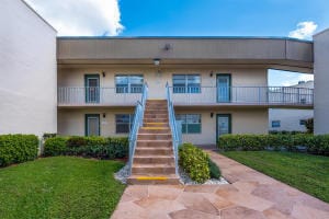 Building Photo - 224 Piedmont E