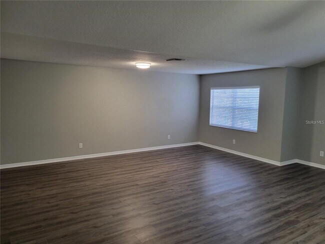 Building Photo - 7215 Colonial Lake Dr