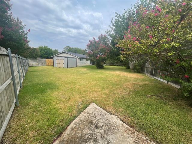 Building Photo - 701 S Hunters Glen Cir