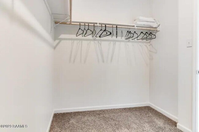 Building Photo - 406 Starlight Dr