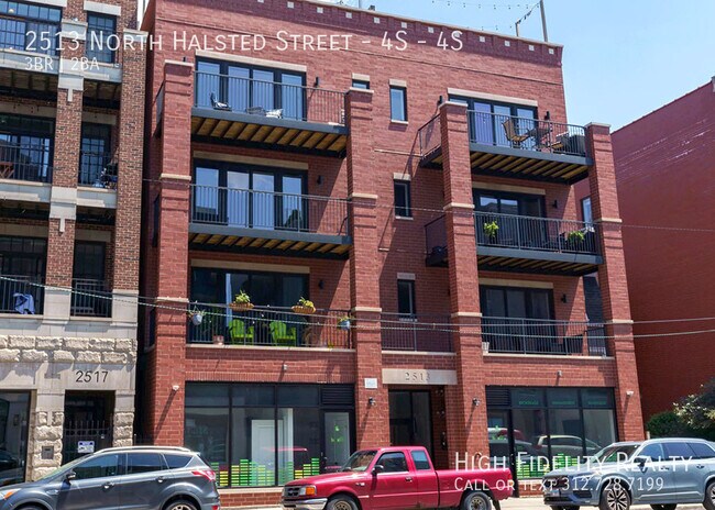 Primary Photo - 2513 N Halsted St