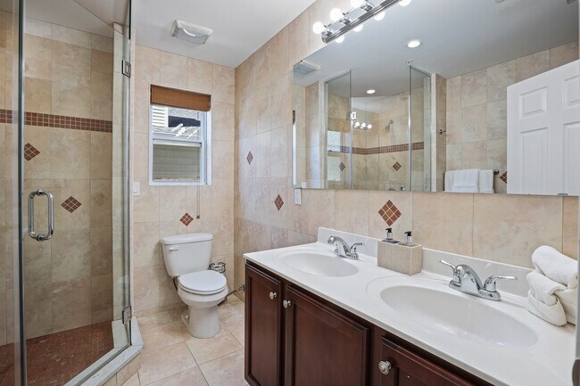 Building Photo - 28 Sampson Ave