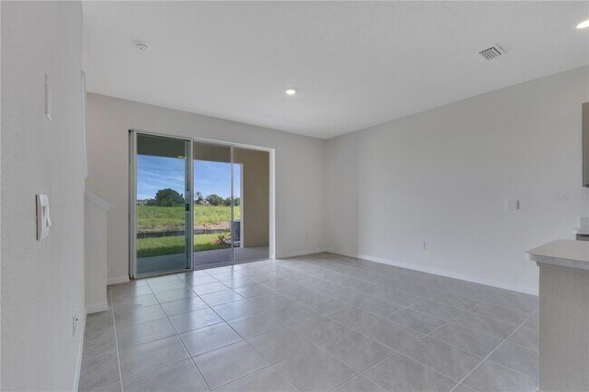 Building Photo - 2266 Tay Wes Dr