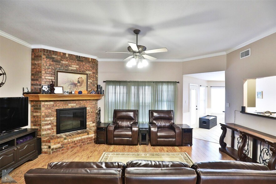 Building Photo - 5434 Willow View Rd