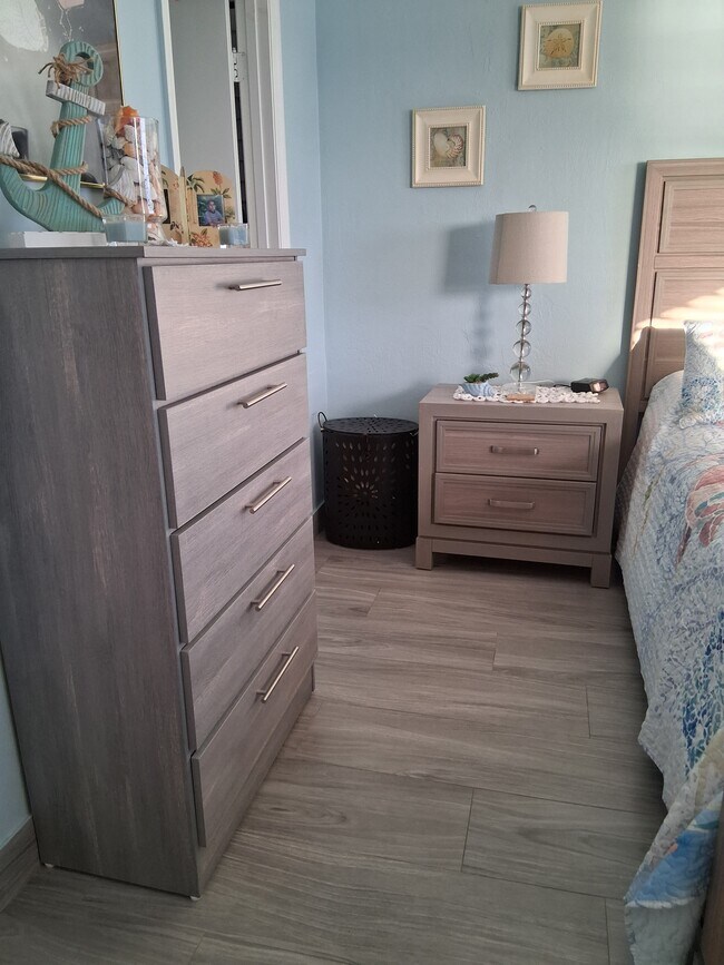 Building Photo - 2390 Ocean Shore Blvd