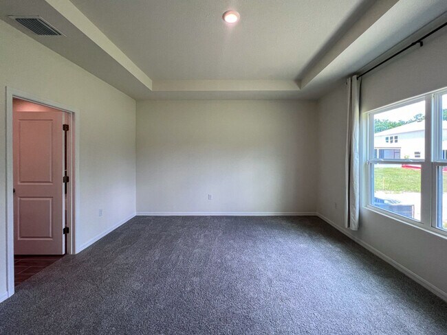 Building Photo - 1315 NW 132nd Cir