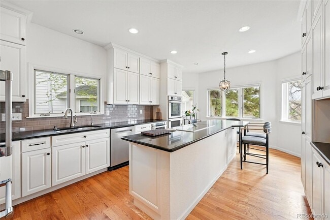 Building Photo - 4212 E Orchard Pl