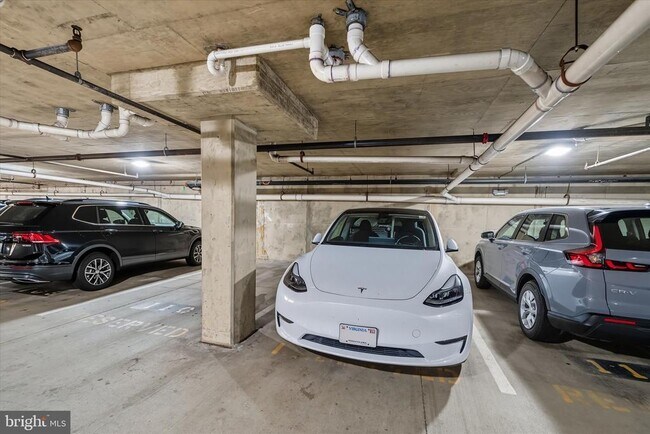 Building Photo - 1591 Spring Gate Dr.