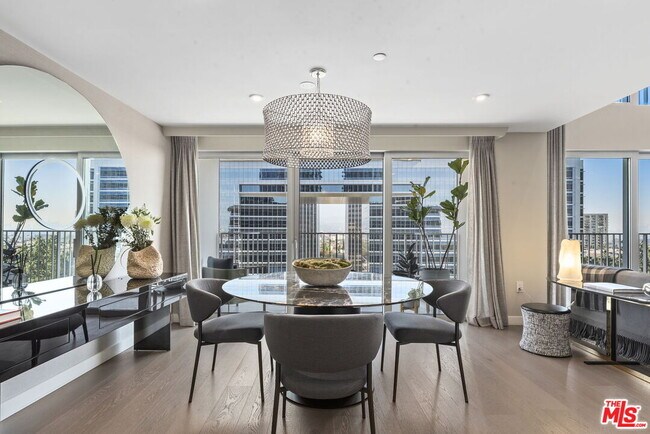 Building Photo - 2025 Ave of the Stars