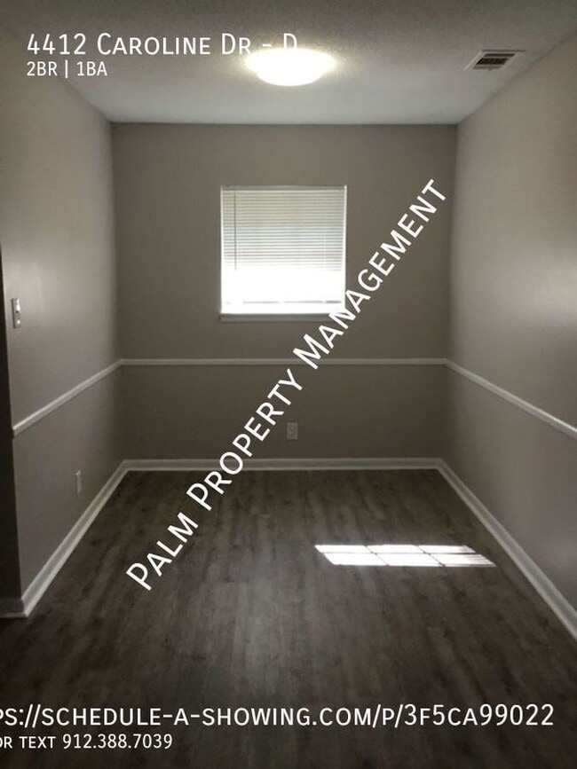 Building Photo - 4412 Caroline Dr