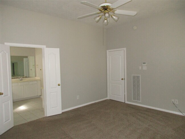 Building Photo - 11723 Brydan Dr