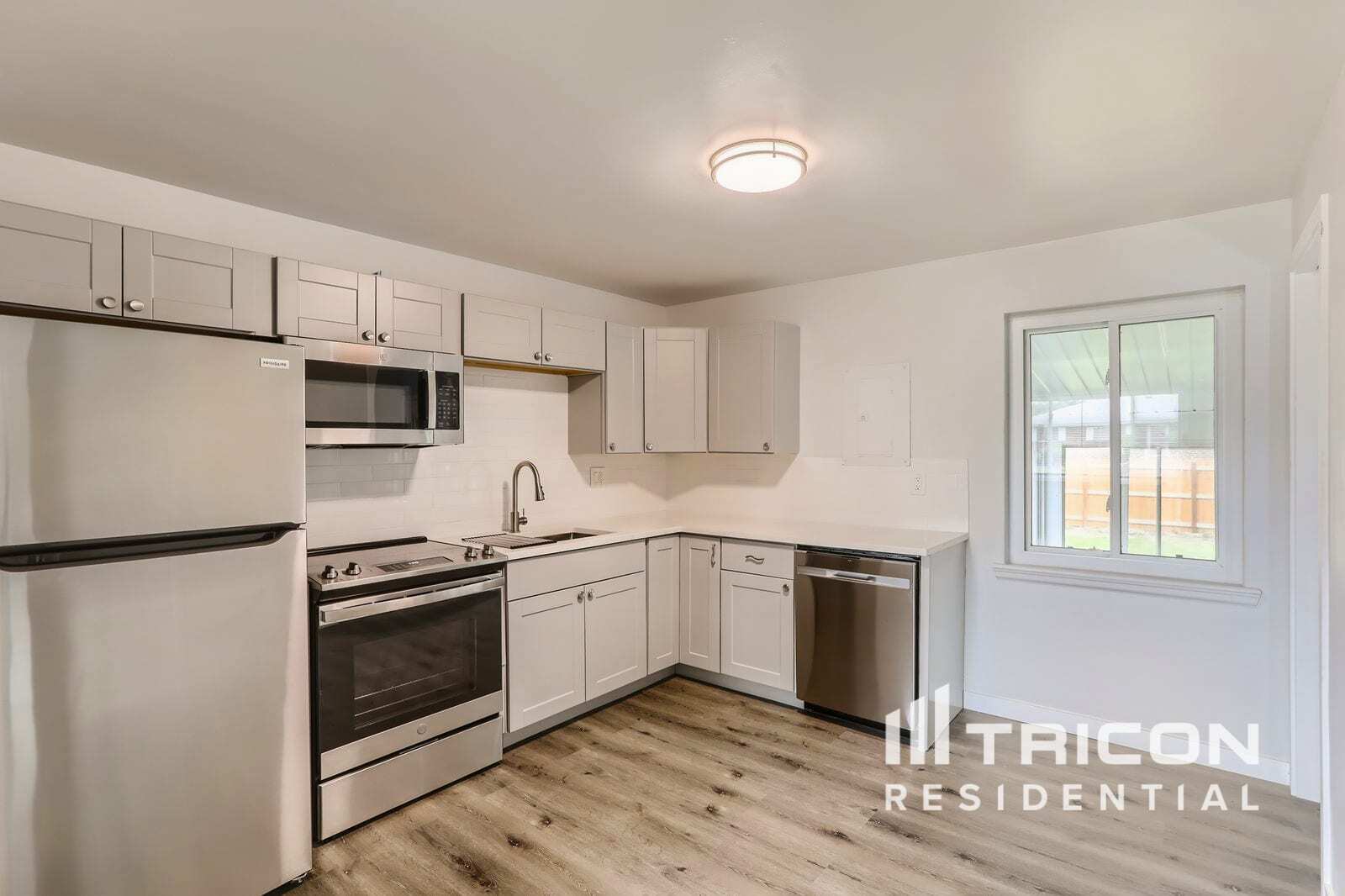 Building Photo - 3115 Xanadu St