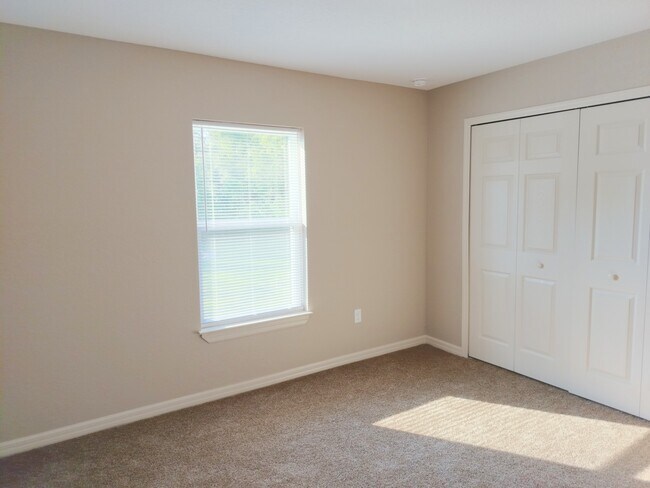 Building Photo - 15212 56th Terrace Rd