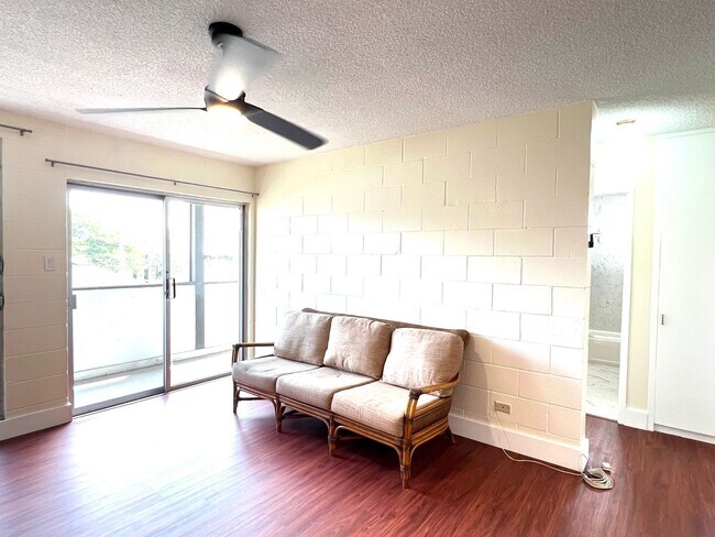 Building Photo - 1335 Wilder Ave