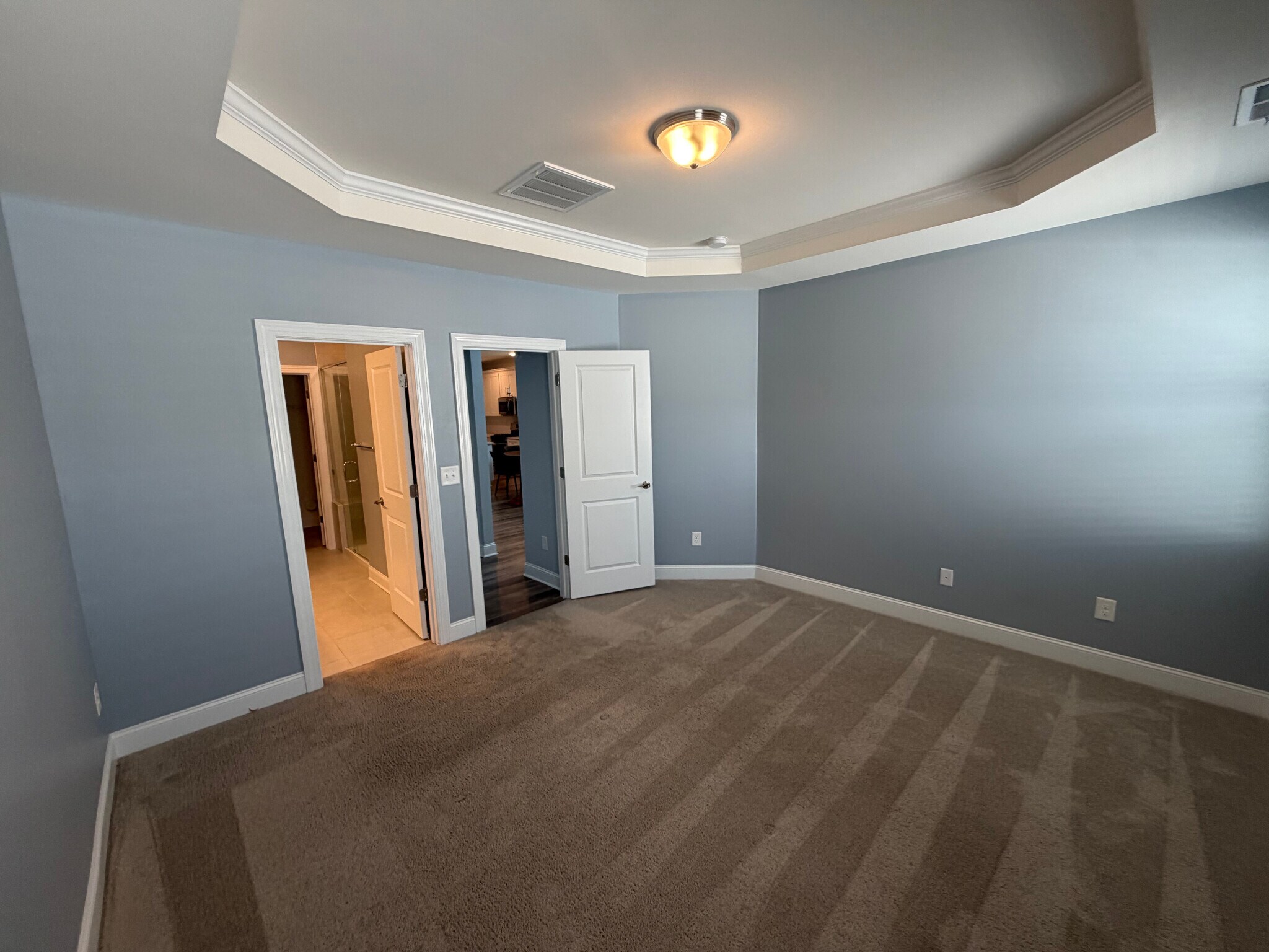 Building Photo - Room in Townhome on Keeton Ln