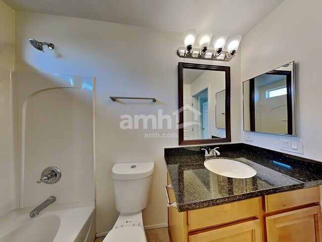 Building Photo - 3005 W Ferruccio Pl