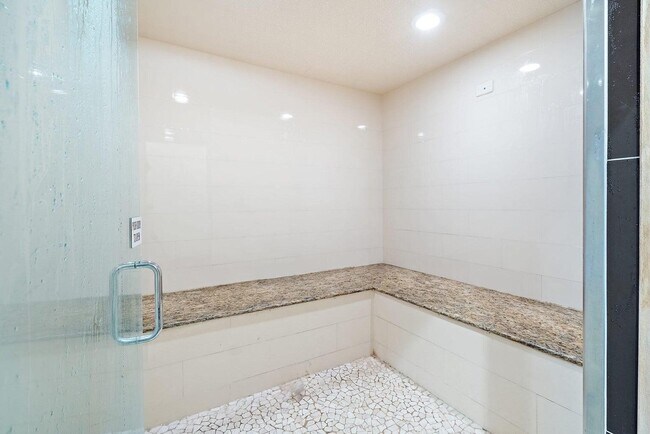 Building Photo - 2916 Tuscany Ct