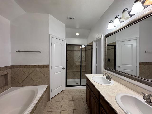 Building Photo - 4036 Eric Dr