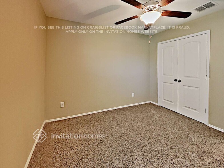 Building Photo - 260 Oxford Dr