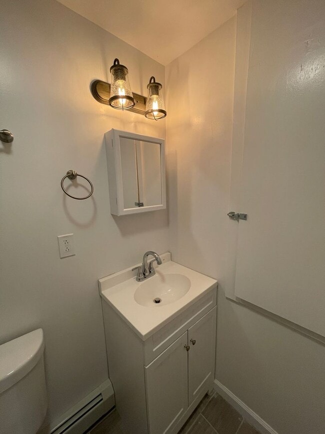 Building Photo - 156 South St