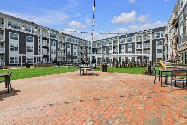 Building Photo - Montage at Marquis Hills