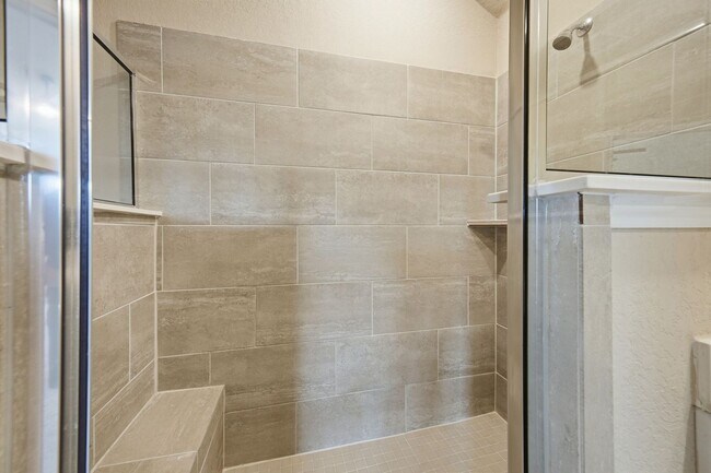 Building Photo - Spacious & Move-In Ready Rental in 78252 – Easy Access to Major Highways