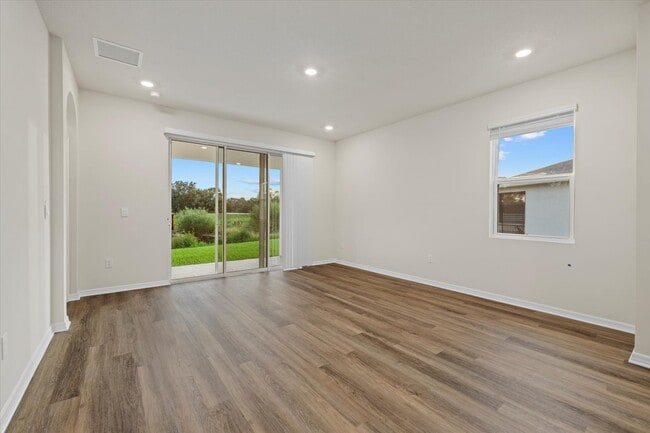 Building Photo - 642 157th Ct E