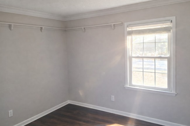 Building Photo - 103 Murchison Dr