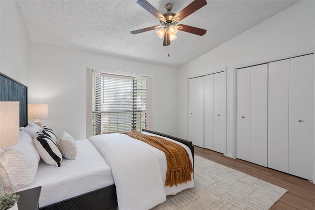 Building Photo - 1601 Faro Dr