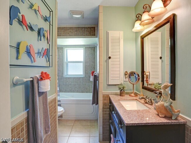 Building Photo - 625 97th Ave N