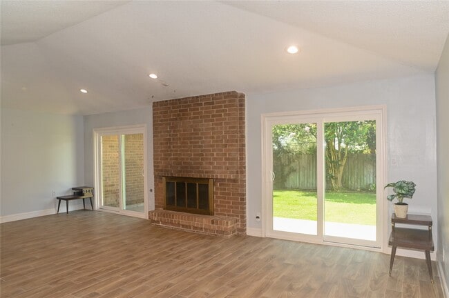 Building Photo - 5254 N Braeswood Blvd