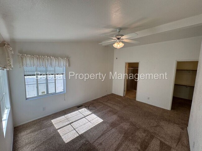 Building Photo - 1129 Gambrel Dr