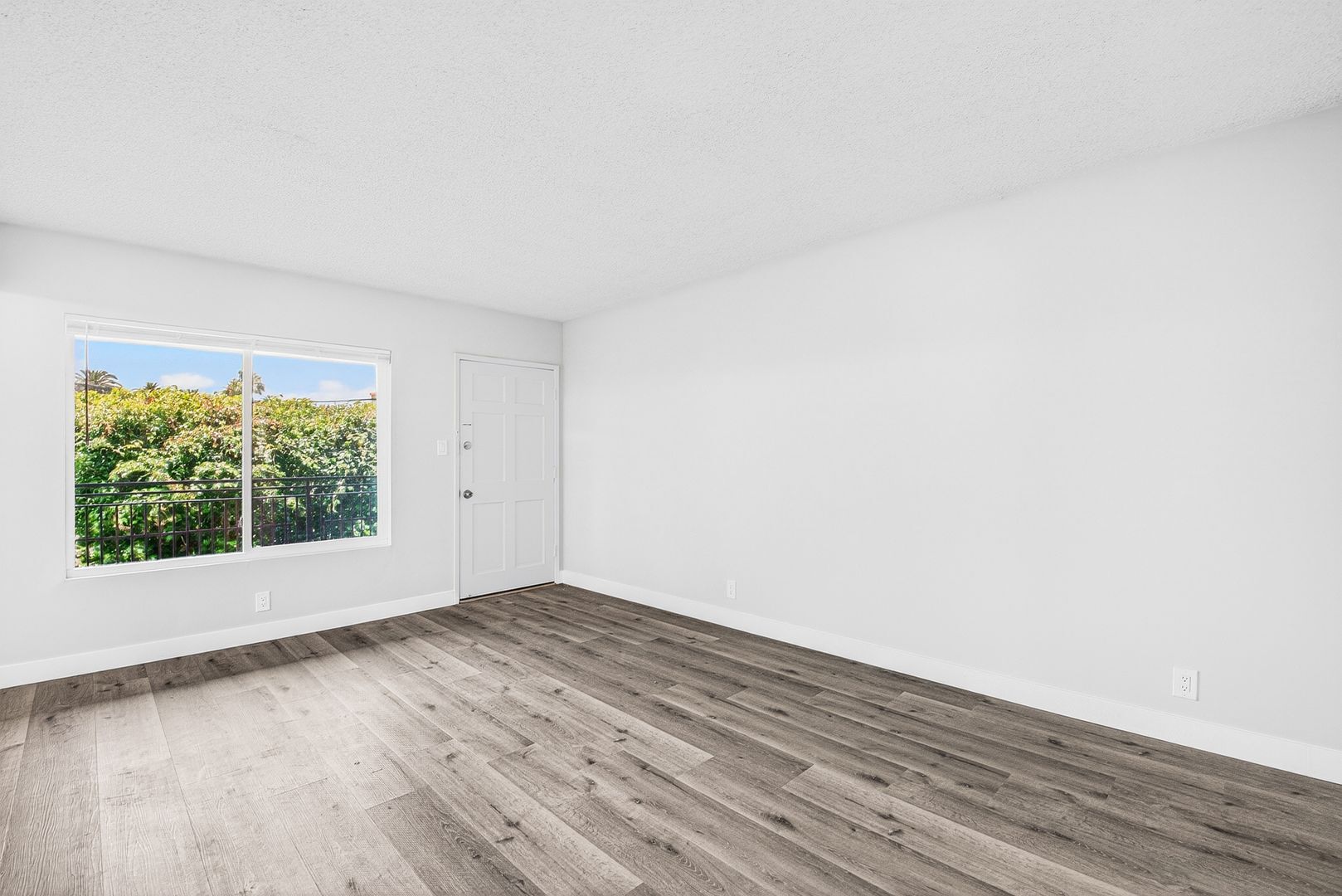 Building Photo - 3525 2nd St