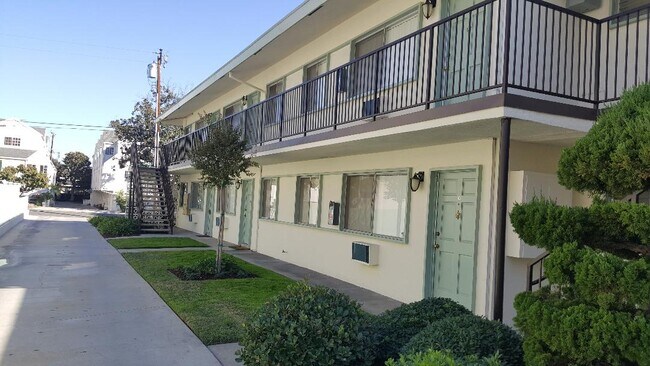 Building Photo - 909 S 2nd St