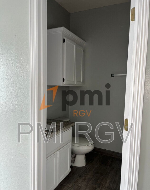 Building Photo - 205 S Baltic Ave