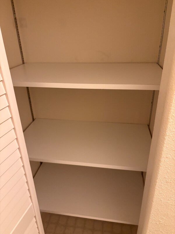 Building Photo - 285 Waldorf Pl