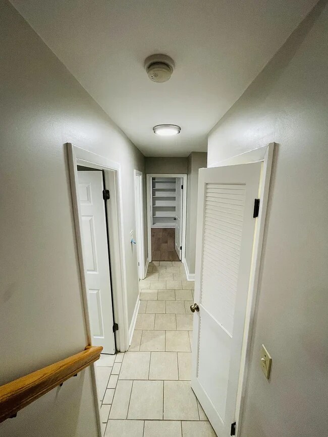 Building Photo - 2706 Eaton Pl