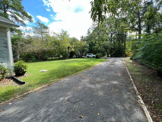 Building Photo - 43 Merganser Ct