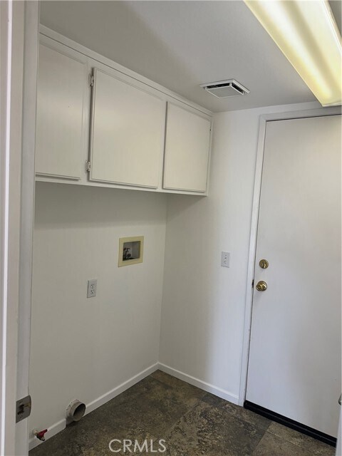 Building Photo - 35455 Beech Ave