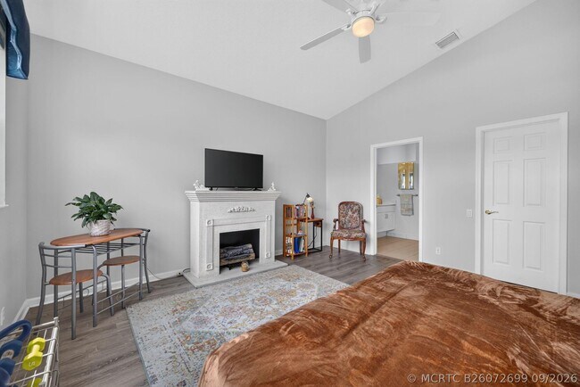 Building Photo - 309 NW Toscane Tr