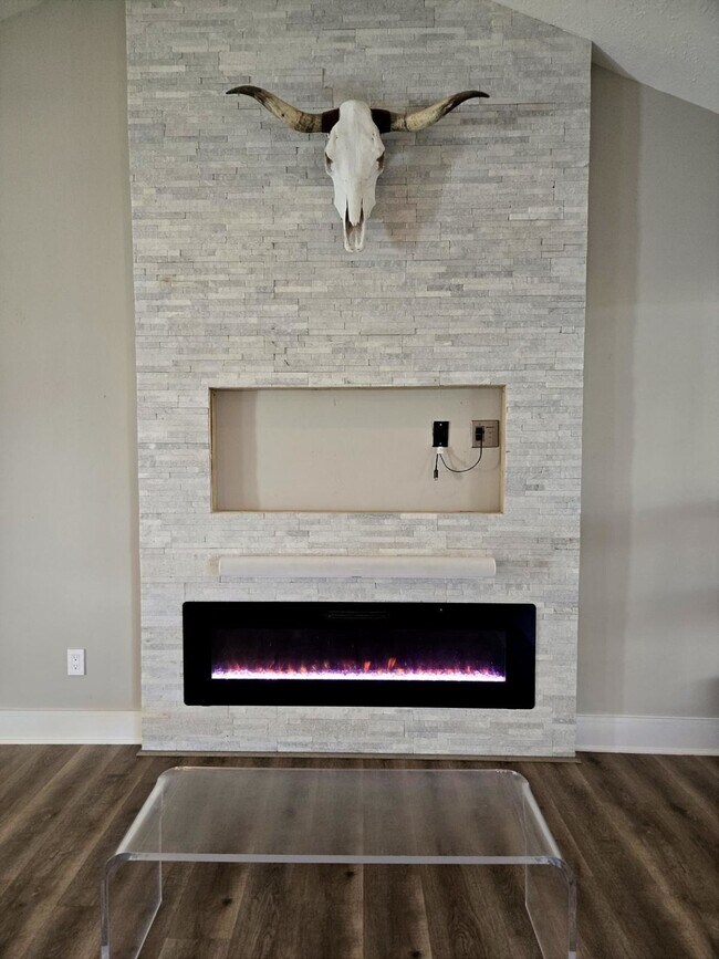 Building Photo - 7535 Stone Pine Ln