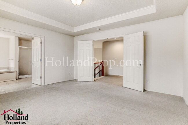 Building Photo - Gorgeous Single-Family Home with Central A/C!