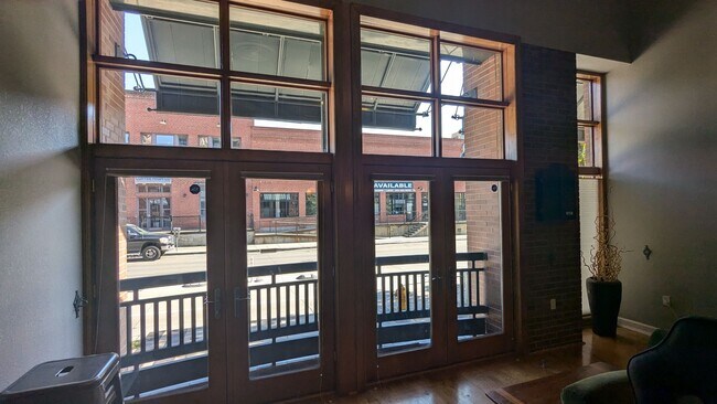 Building Photo - FANTASTIC LUXURY CONDO IN BALLPARK NEXT TO COORS FIELD!  FULLY-FURNISHED!