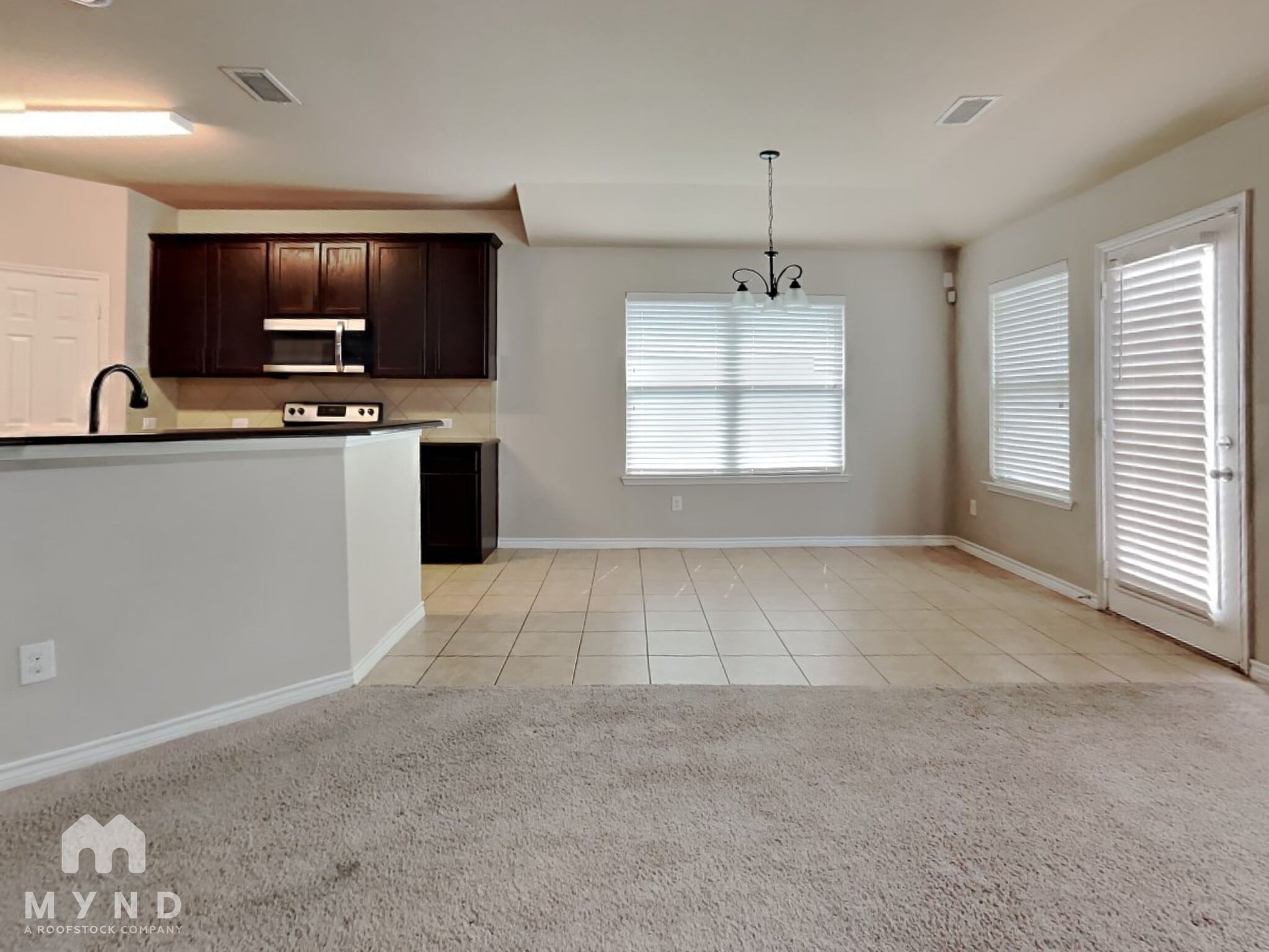 Building Photo - 1417 Castle Creek Dr