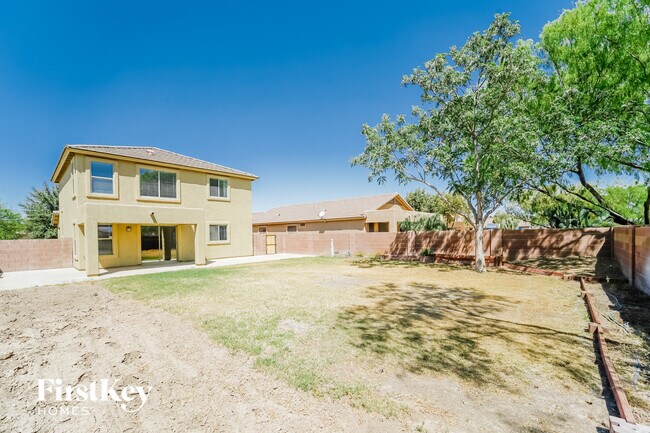 Building Photo - 12956 N Steamboat Dr