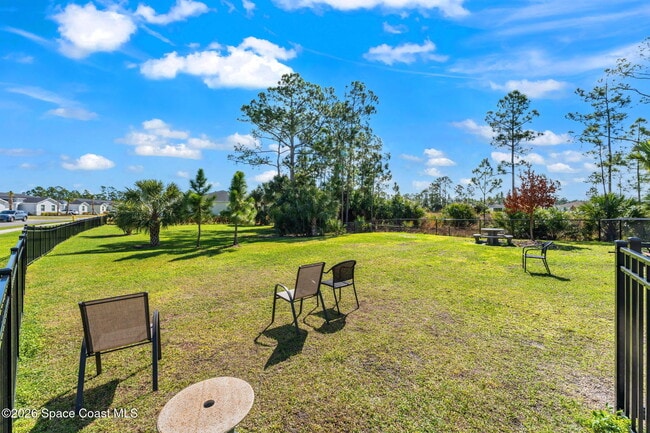 Building Photo - 1464 Island Ave NW