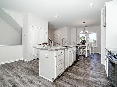 Building Photo - 210 Gray Duck Dr