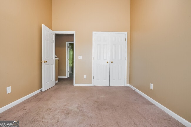 Building Photo - 203 London Dr