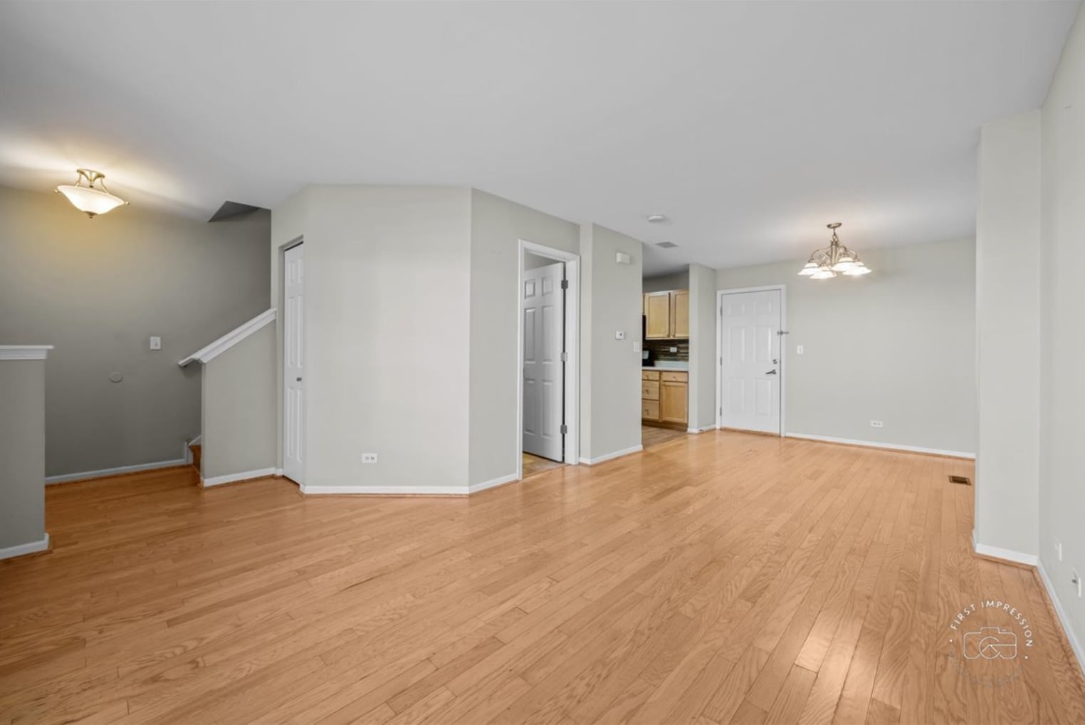 Building Photo - 628 Lincoln Station Dr