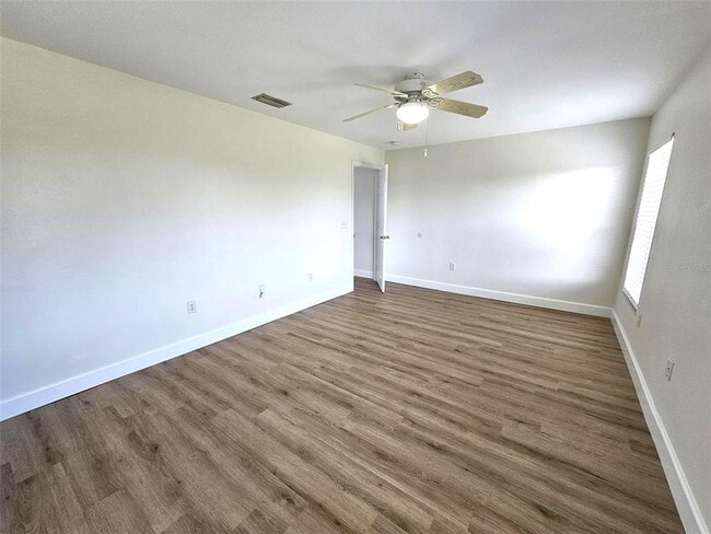 Building Photo - 9458 Anita Ave